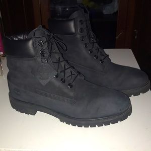 Timberland Boots 🥾 Black Suede and Top Leather Layer Men 12M (medium width)
